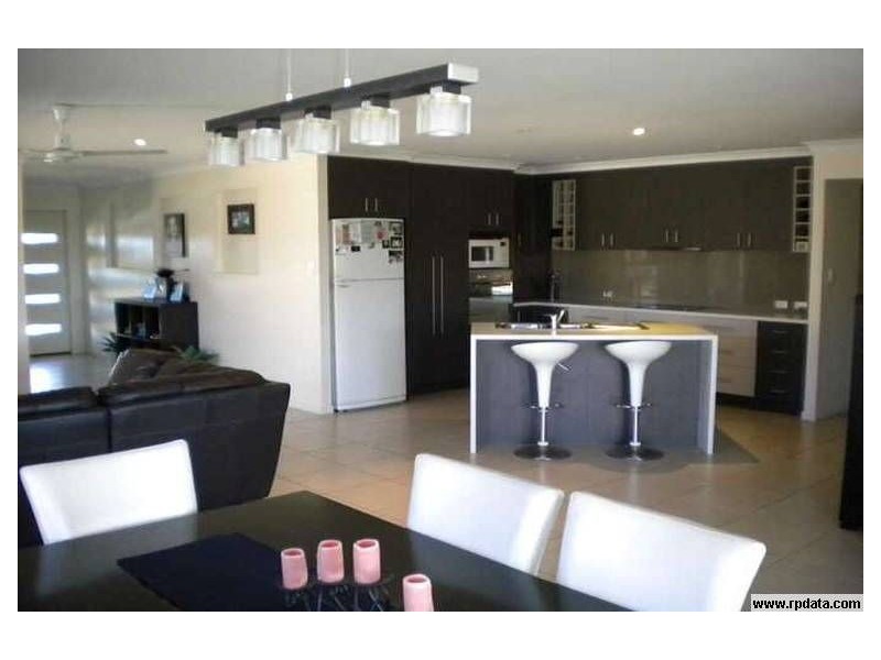 7 Hansen Court, Marian QLD 4753