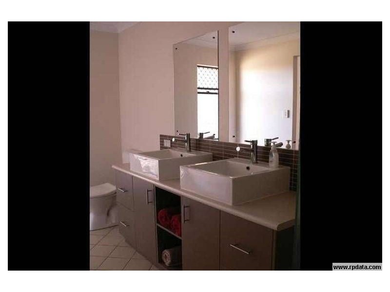 7 Hansen Court, Marian QLD 4753