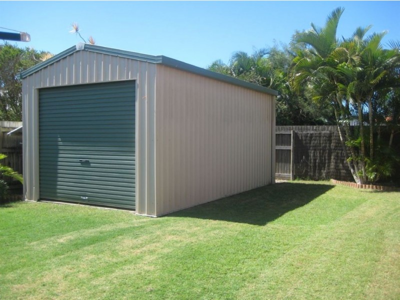 8 Marine Parade, Bucasia QLD 4750