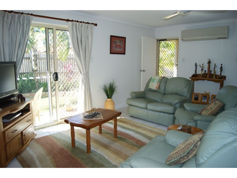 1/11 Ribbon Court, Glenella QLD 4740