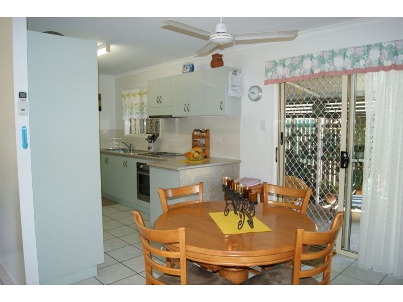 1/11 Ribbon Court, Glenella QLD 4740