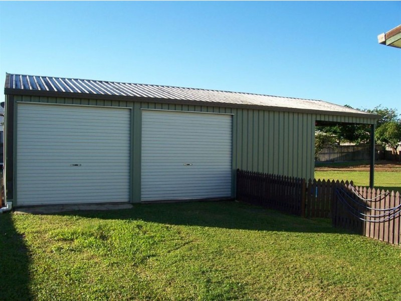 7 Herrigan Street, Glenella QLD 4740