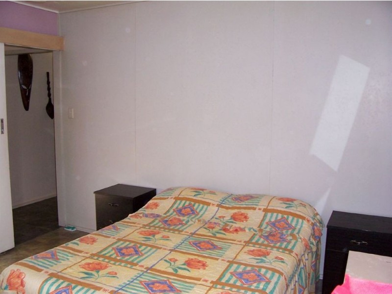 7 Herrigan Street, Glenella QLD 4740