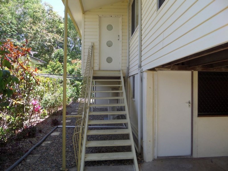 2 Elizabeth Street, Seaforth QLD 4741