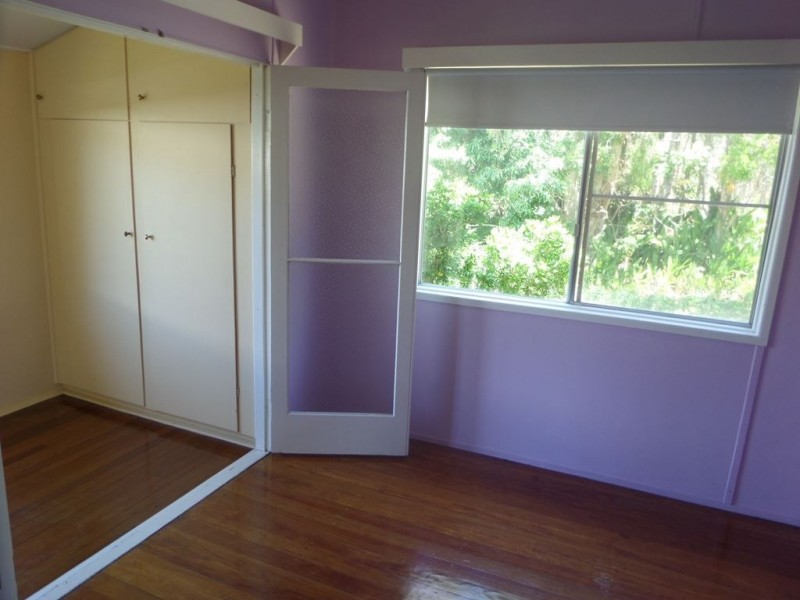2 Elizabeth Street, Seaforth QLD 4741