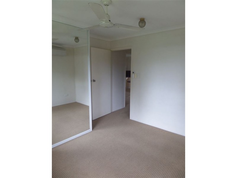 2/67 Banksia Street, Andergrove QLD 4740