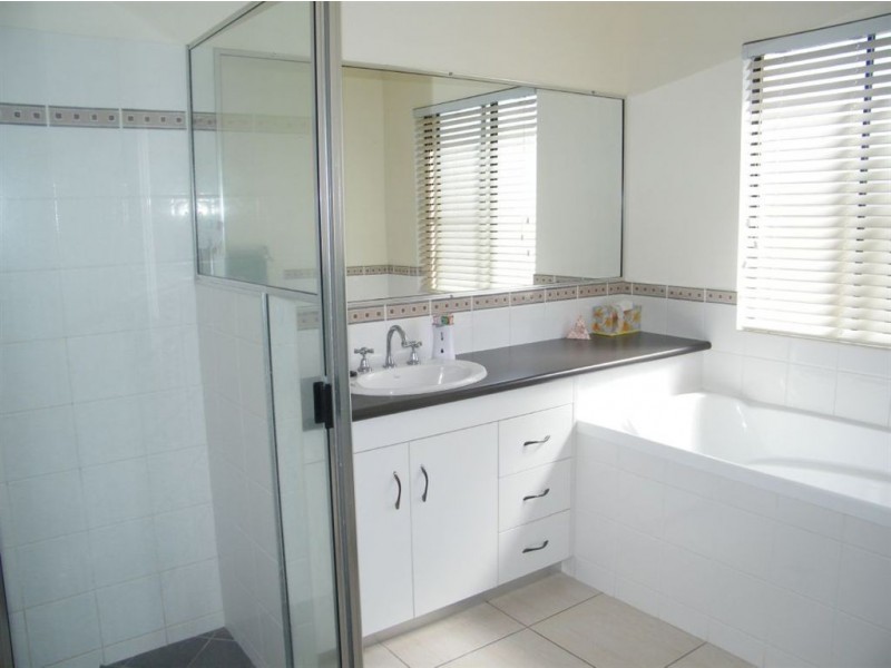 36 Corella Way, Blacks Beach QLD 4740