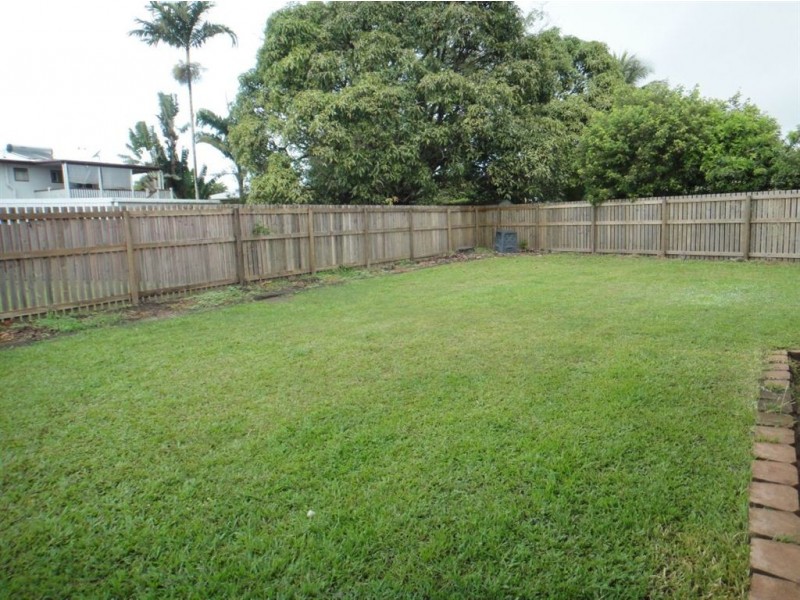 1 Carl Murray Street, Beaconsfield QLD 4740