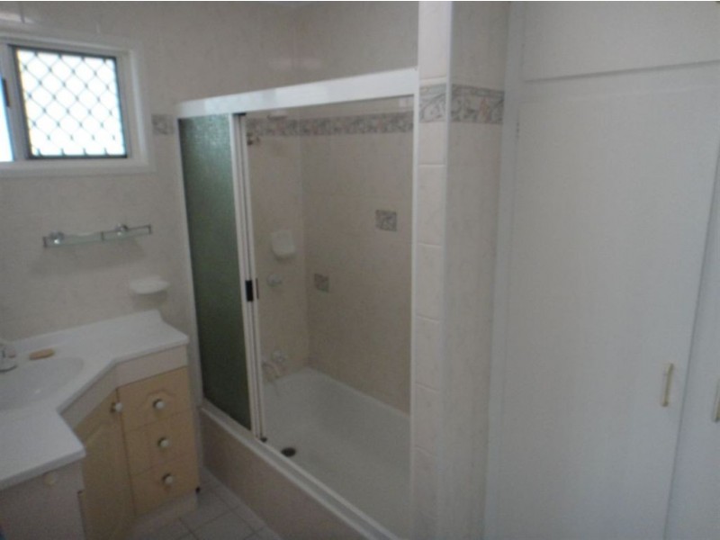 1 Carl Murray Street, Beaconsfield QLD 4740