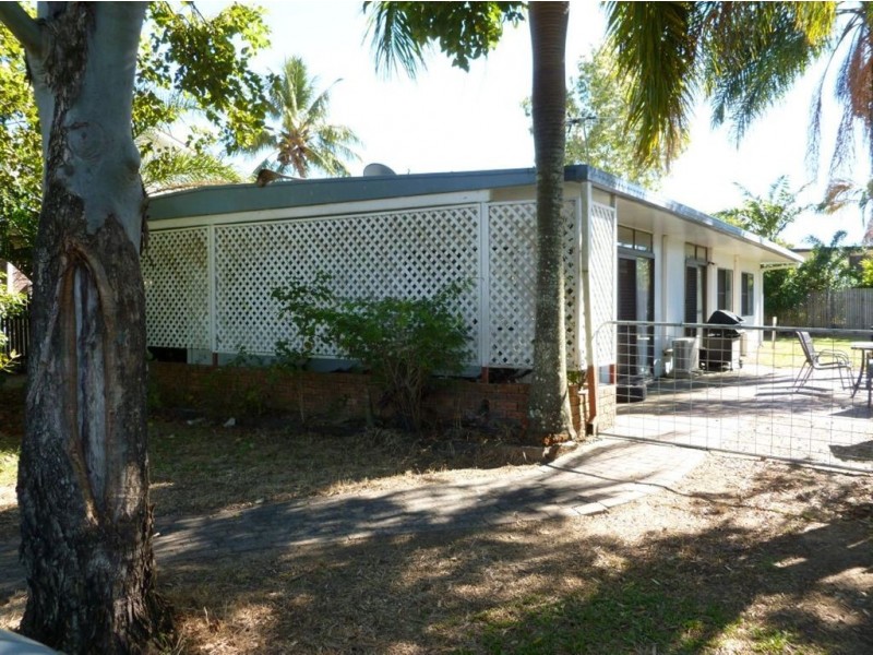 20 Bridge Road, East Mackay QLD 4740