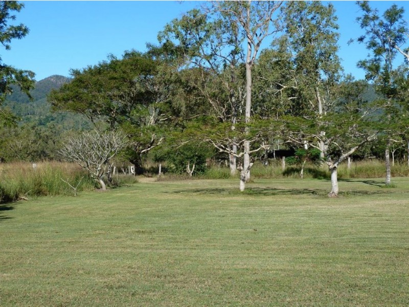 23377 Peak Downs Highway, Eton QLD 4741