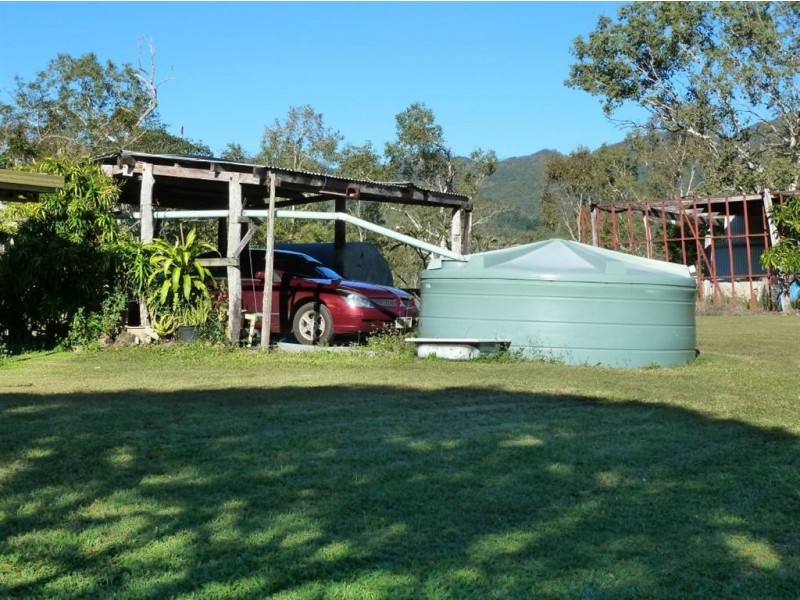 23377 Peak Downs Highway, Eton QLD 4741