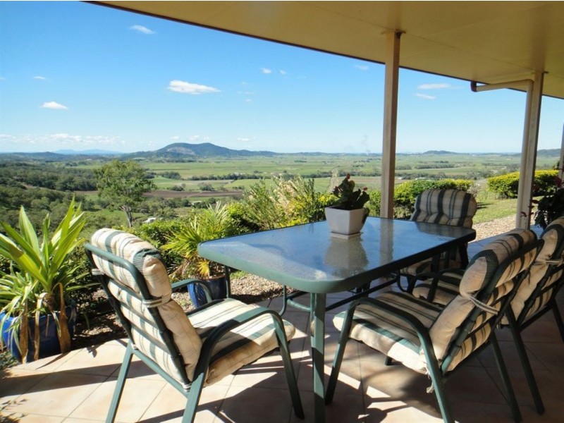 106 Ian Reddacliff Drive, The Leap QLD 4740