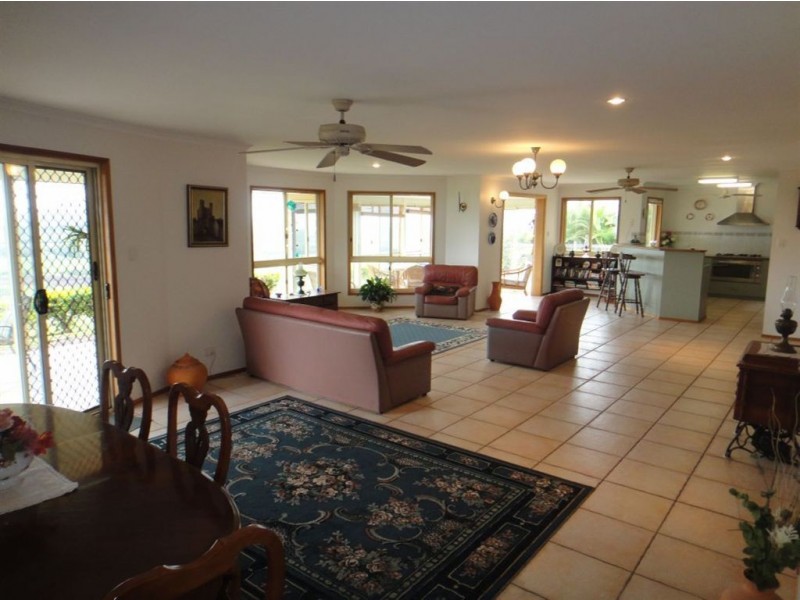 106 Ian Reddacliff Drive, The Leap QLD 4740