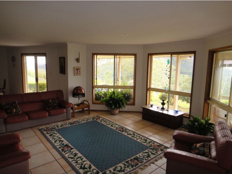 106 Ian Reddacliff Drive, The Leap QLD 4740