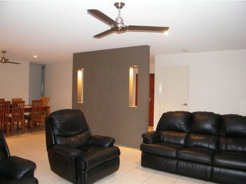 4 Tymons Court, Eimeo QLD 4740