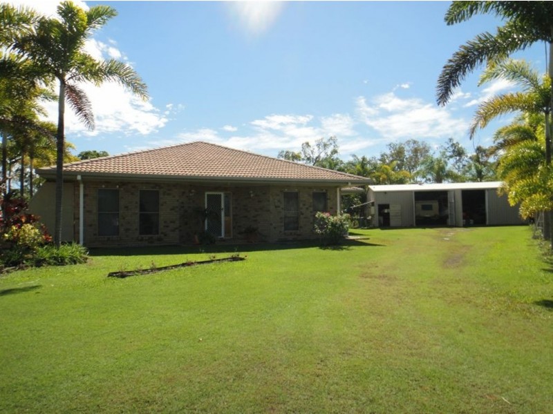 10 Clark Street, Seaforth QLD 4741