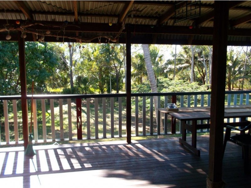 39 Buoro Street, Ball Bay QLD 4741