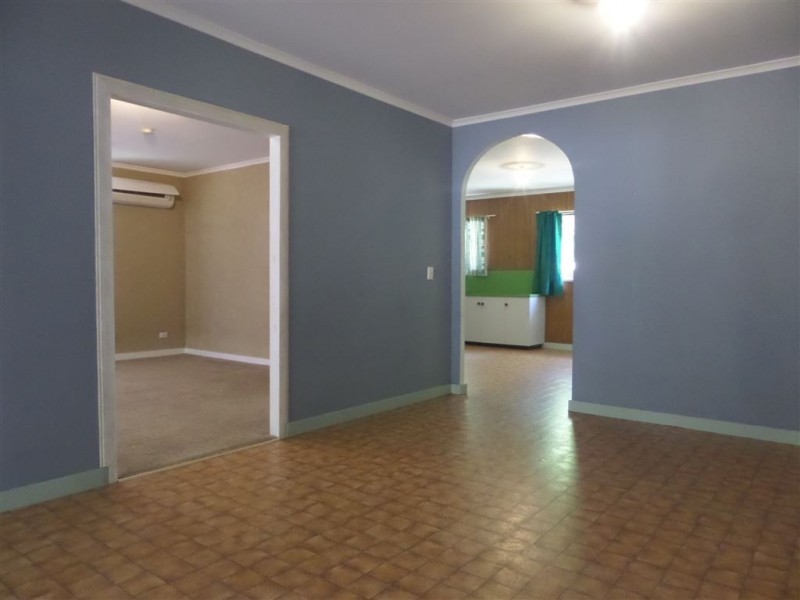 25 Milkins Street, Ball Bay QLD 4741