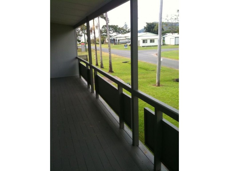 10 Milkins Street, Ball Bay QLD 4741