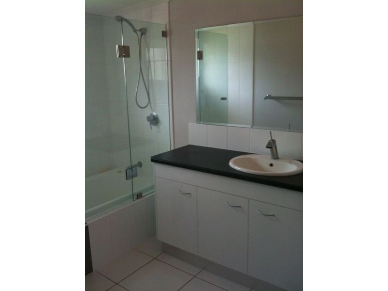 10 Milkins Street, Ball Bay QLD 4741