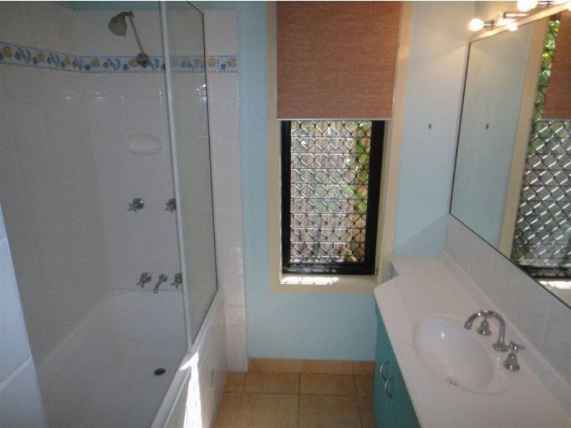 12 Seychelles Road, Shoal Point QLD 4750