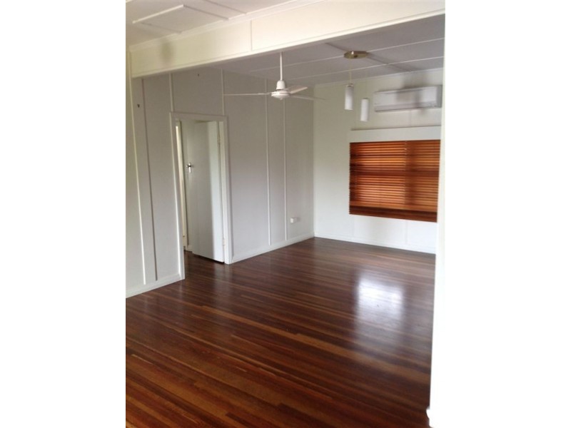 21 Evans Avenue, Seaforth QLD 4741
