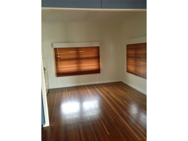21 Evans Avenue, Seaforth QLD 4741