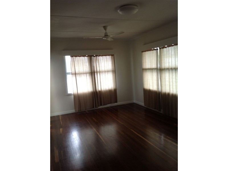 21 Evans Avenue, Seaforth QLD 4741