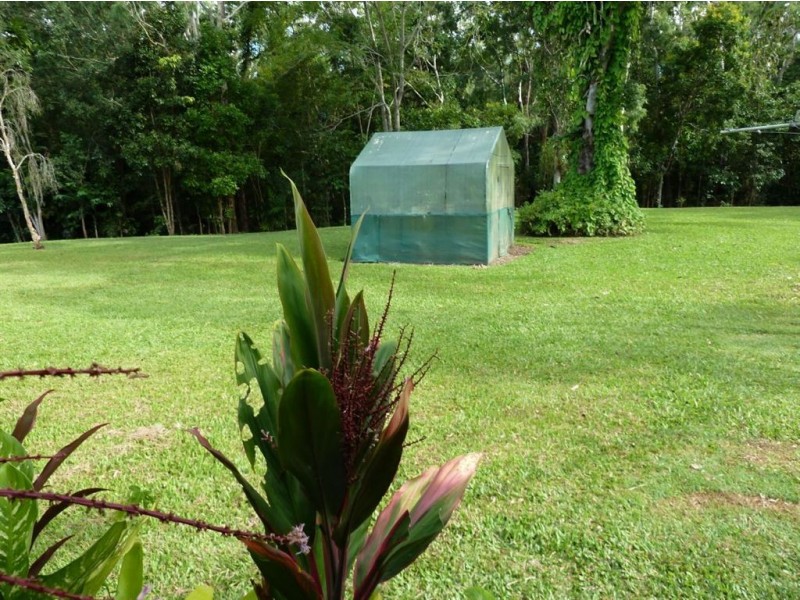 216 Cape Hillsborough Road, Ball Bay QLD 4741