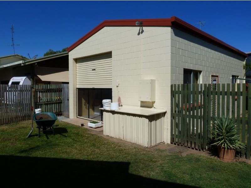 2 Evans Avenue, Seaforth QLD 4741