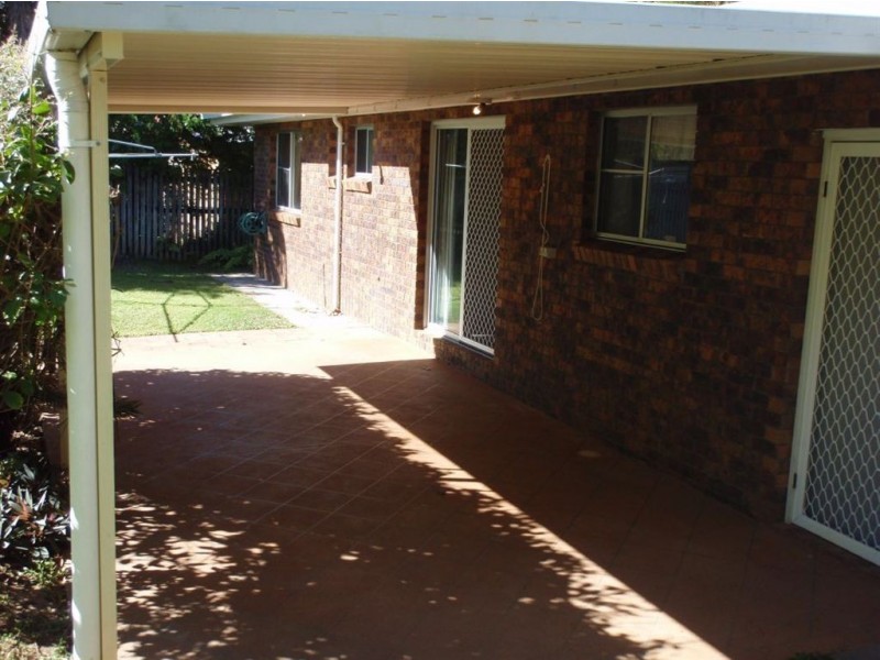 30 Peatey Street, Andergrove QLD 4740