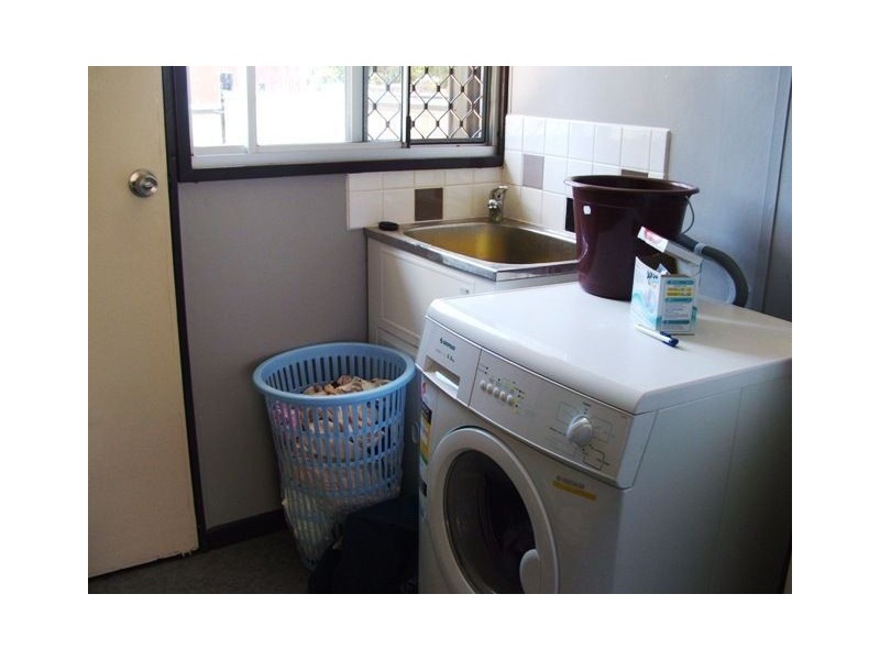 1/28A Archer Drive, Moranbah QLD 4744