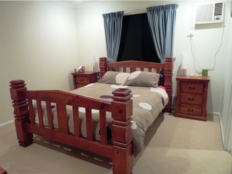 32 Mulcahy Crescent, Eimeo QLD 4740