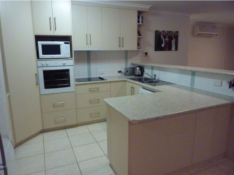 32 Mulcahy Crescent, Eimeo QLD 4740