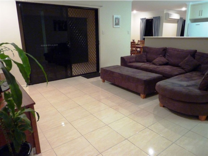 32 Mulcahy Crescent, Eimeo QLD 4740