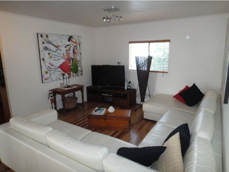 66 Bourke Street, Blacks Beach QLD 4740