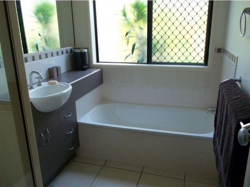 78 Wheeler Drive, Glenella QLD 4740