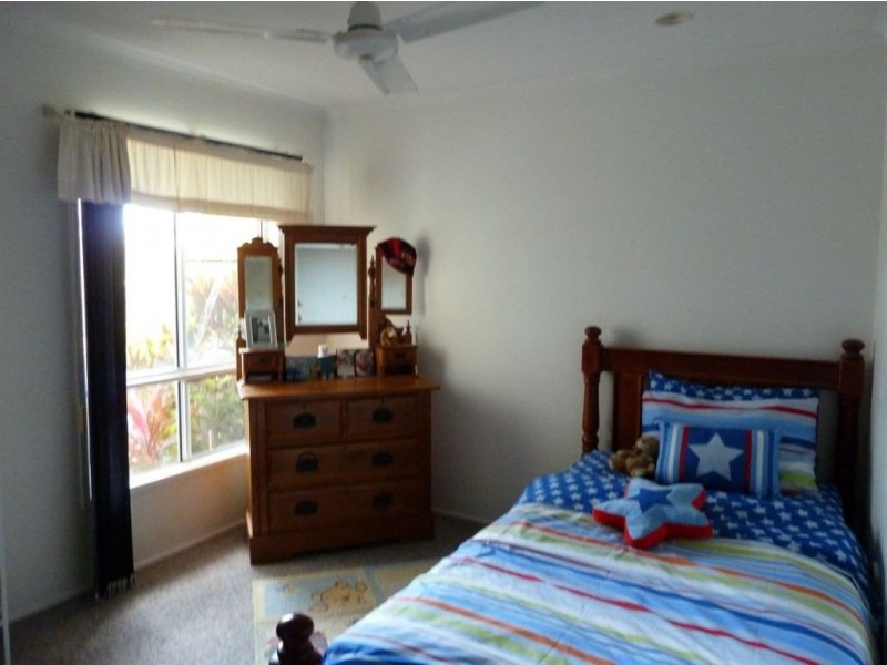 1/3 Jarman Court, Seaforth QLD 4741
