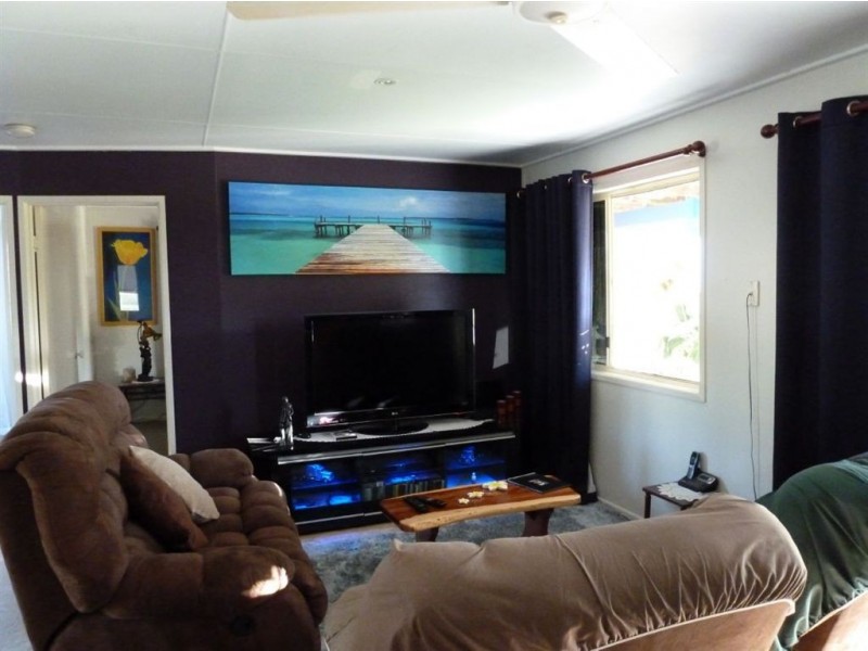 13 Murphy Street, Seaforth QLD 4741