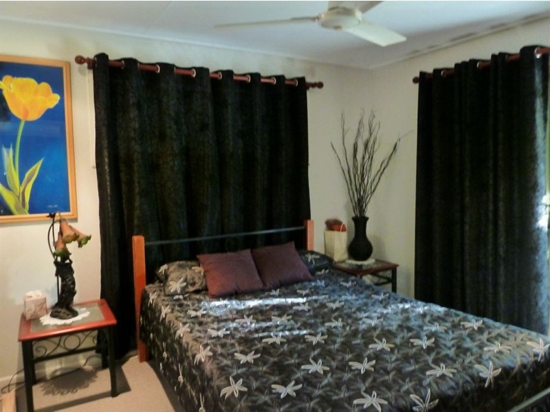 13 Murphy Street, Seaforth QLD 4741