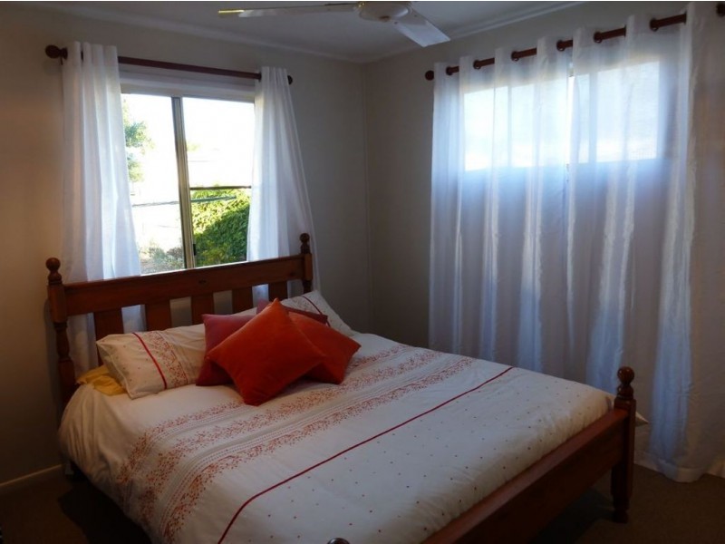 13 Murphy Street, Seaforth QLD 4741