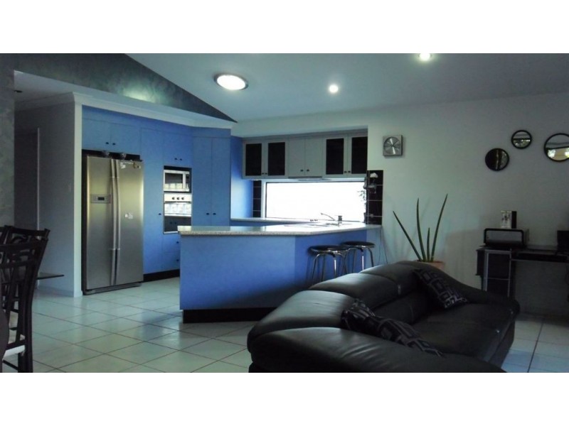 11 Elva Court, Glenella QLD 4740