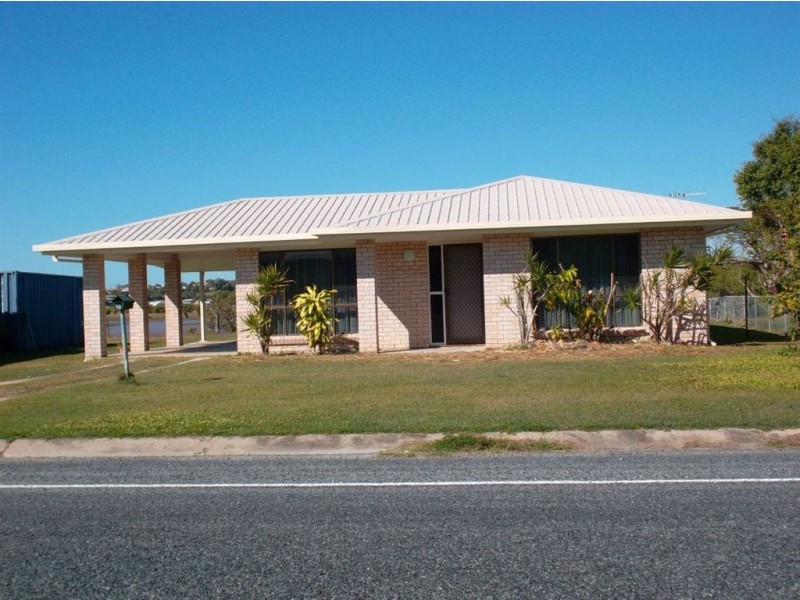 27 Geoffrey Thomas Drive, Bucasia QLD 4750