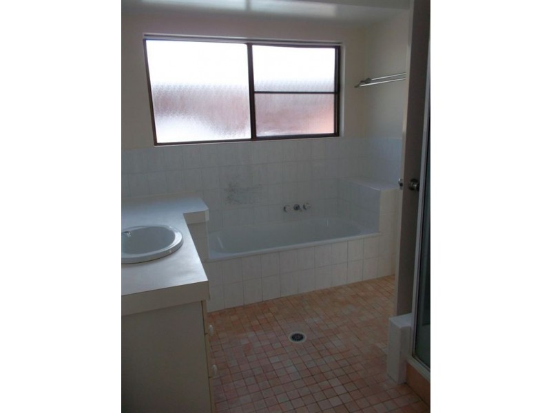 27 Geoffrey Thomas Drive, Bucasia QLD 4750