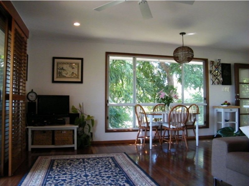 20 Grace Crescent, Slade Point QLD 4740
