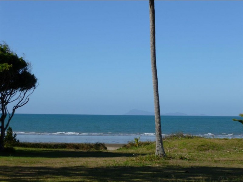 11 Pilchowski Street, Seaforth QLD 4741