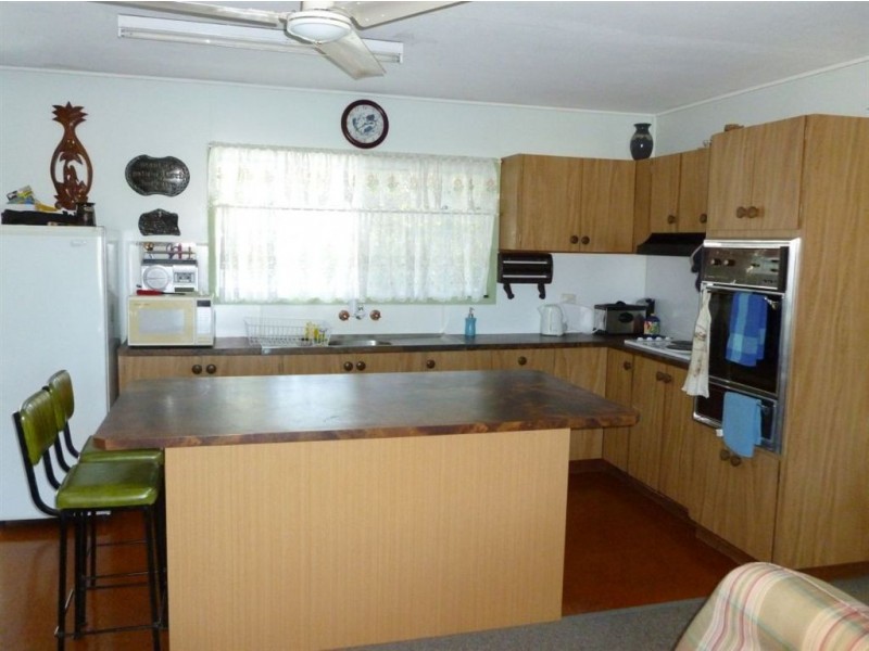 11 Pilchowski Street, Seaforth QLD 4741