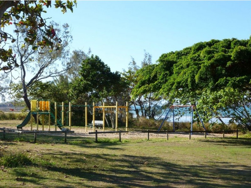 11 Pilchowski Street, Seaforth QLD 4741