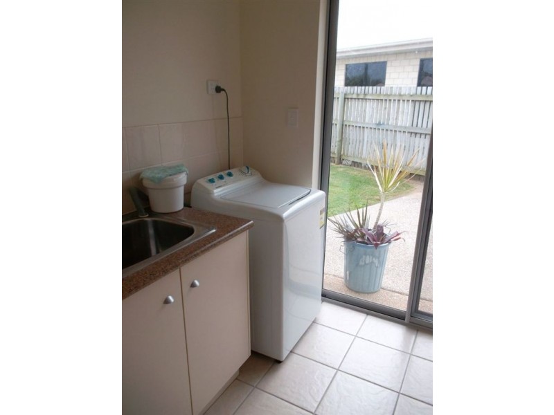 37 Slater Avenue, Blacks Beach QLD 4740